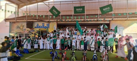 مدارس تعليم الطآئف تحتفل باليوم الوطني ال 93